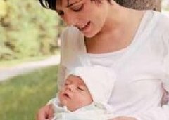 导致新生儿锁骨骨折的因素有哪些？