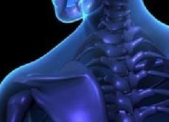 强直性脊柱炎会有哪些症状？