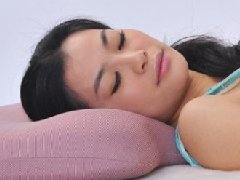 保护颈椎需要一个好枕头