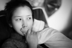 10 个妈妈就有 1 个，你还认为产后抑郁就是矫情吗？